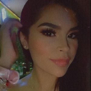 Meet your Posher, Nikki